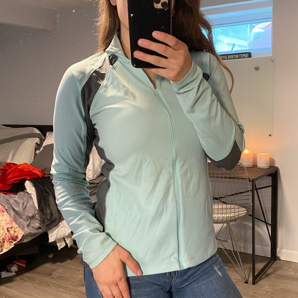 Lightweight Zip Up Athletic LS Top